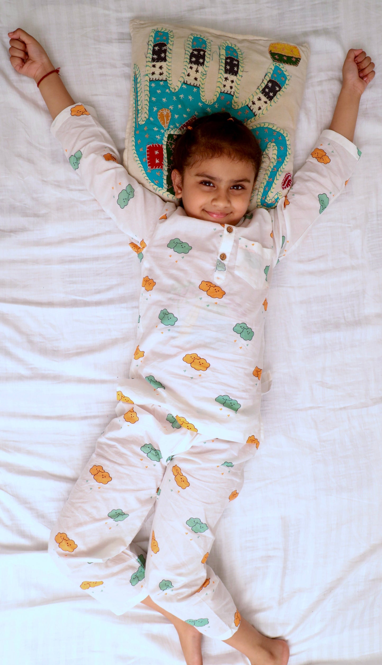 Cloudy Cuddles - Unisex kids pure cotton night suit