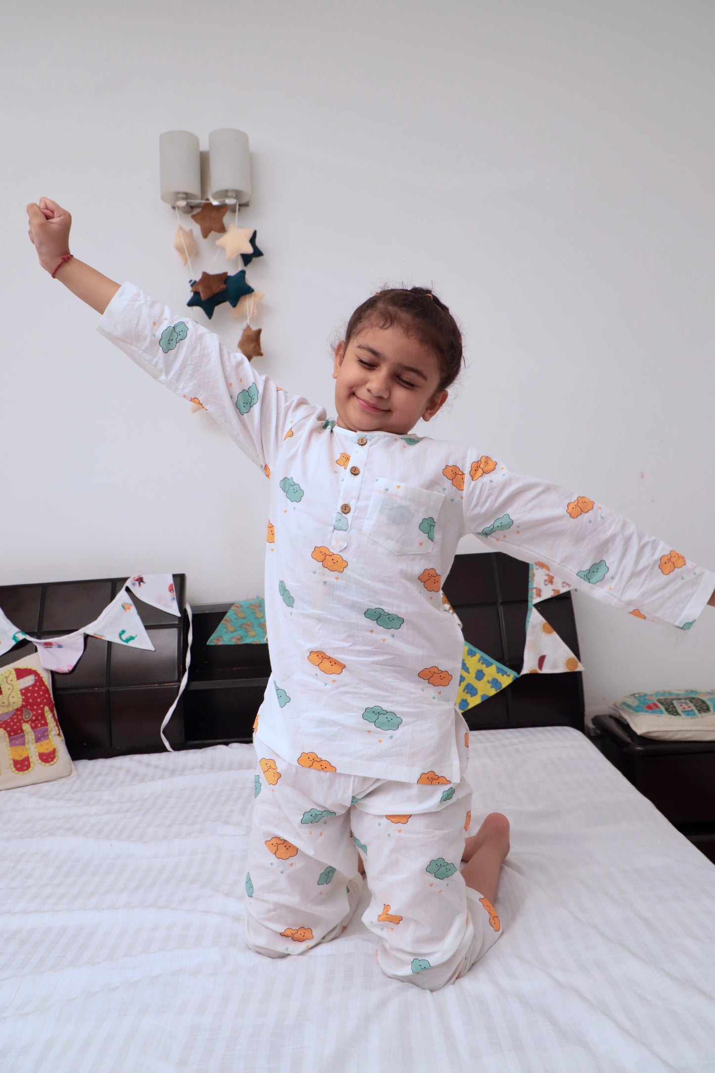 Cloudy Cuddles - Unisex kids pure cotton night suit