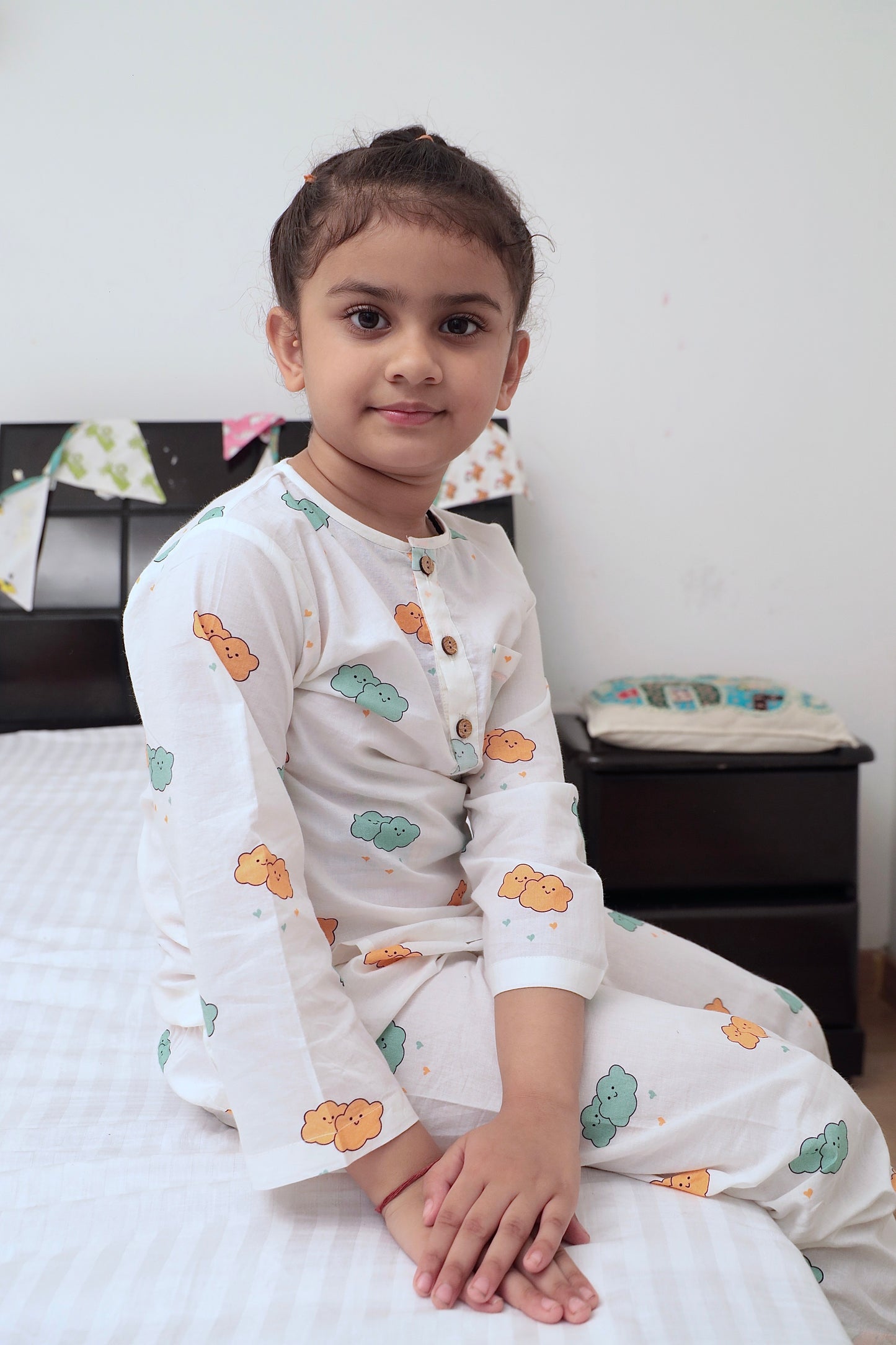 Cloudy Cuddles - Unisex kids pure cotton night suit
